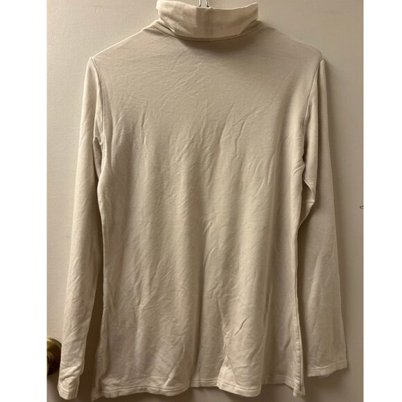 Uniqlo Heat Tech Long Undershirt - Picture 2 of 4